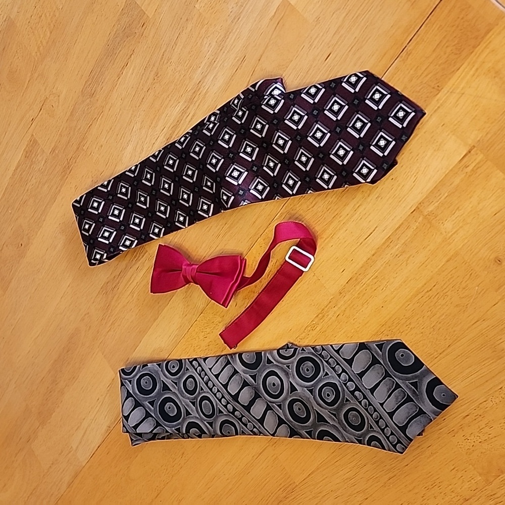 Mens ties